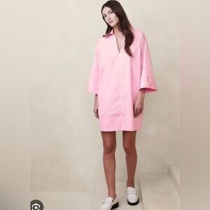 Banana Republic Light Pink V-Neck Shirtdress